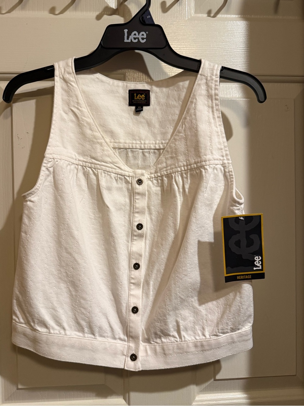 Lee White Button-Front Cotton Vest from the heritage collection
